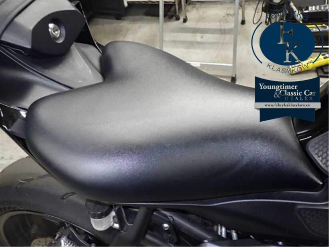 YAMAHA YZF-R7-2 2022 - zdjęcie 19