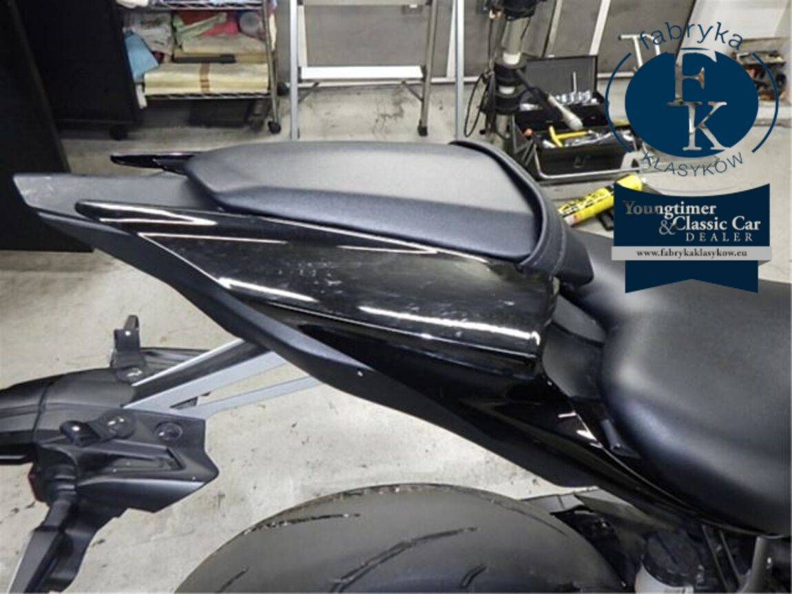 YAMAHA YZF-R7-2 2022 - zdjęcie 20