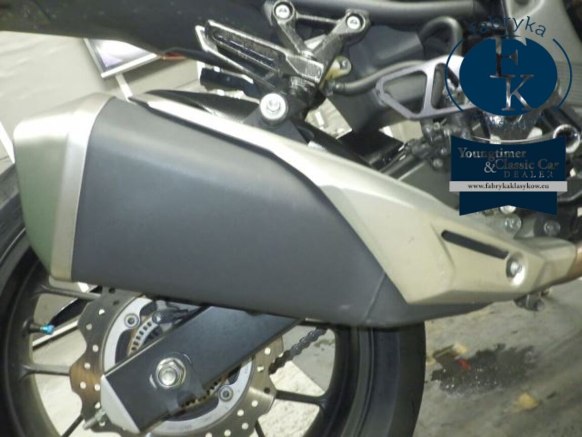HONDA CBR400R ABS 2016 - zdjęcie 15