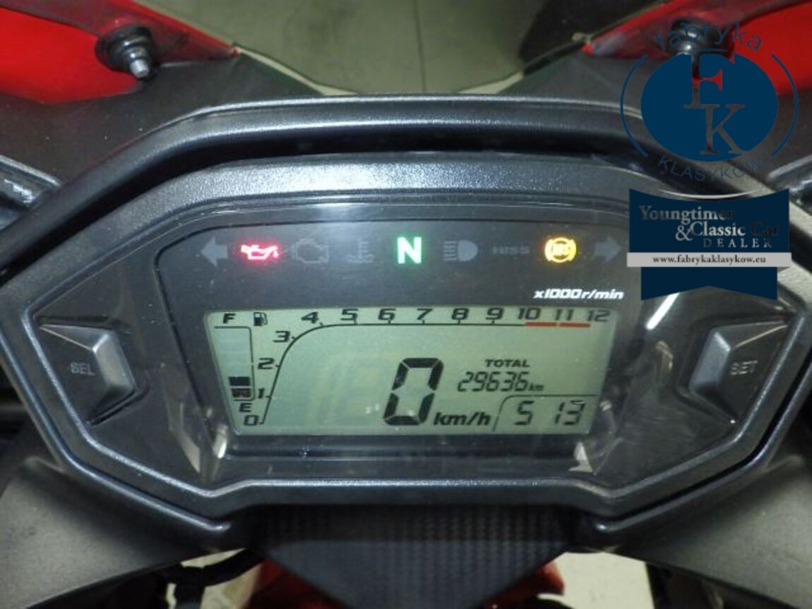 HONDA CBR400R ABS 2016 - zdjęcie 17