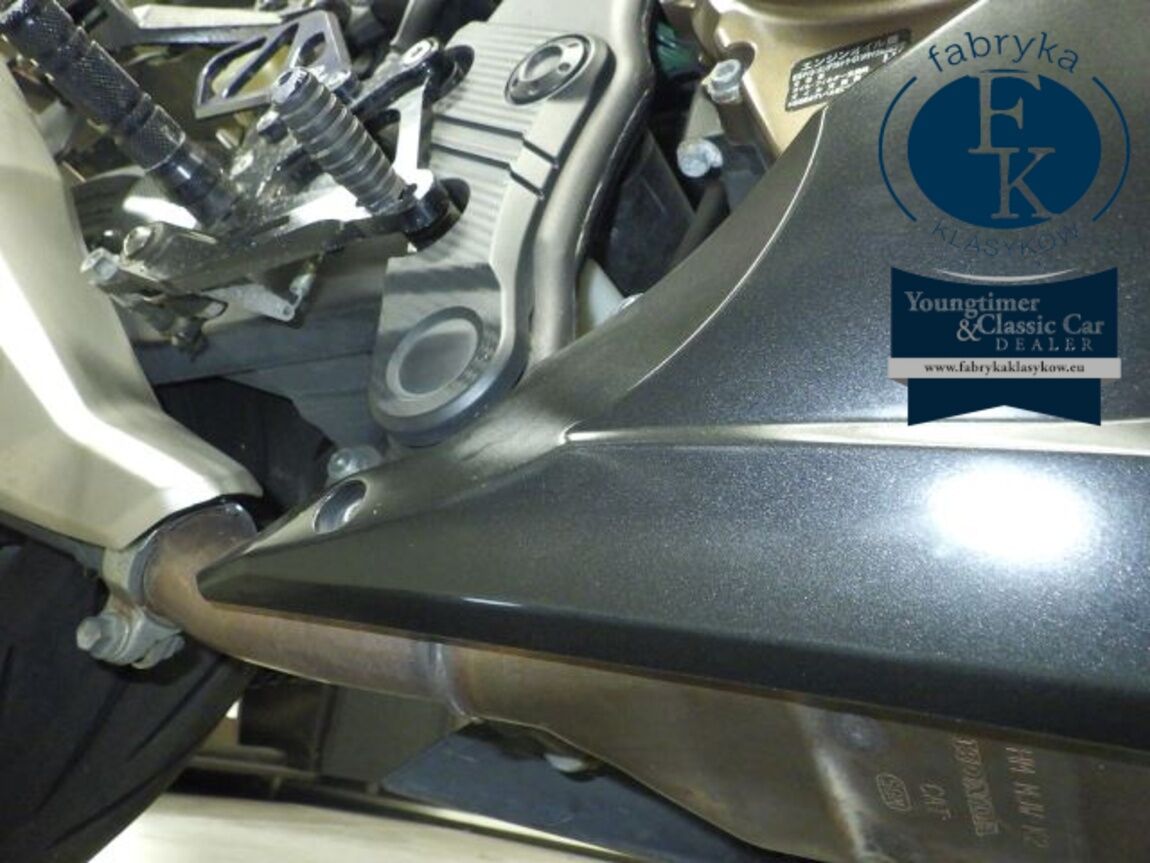 HONDA CBR400R ABS 2016 - zdjęcie 21