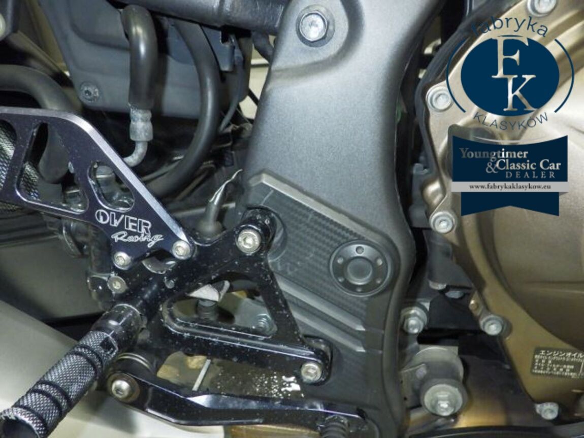 HONDA CBR400R ABS 2016 - zdjęcie 32
