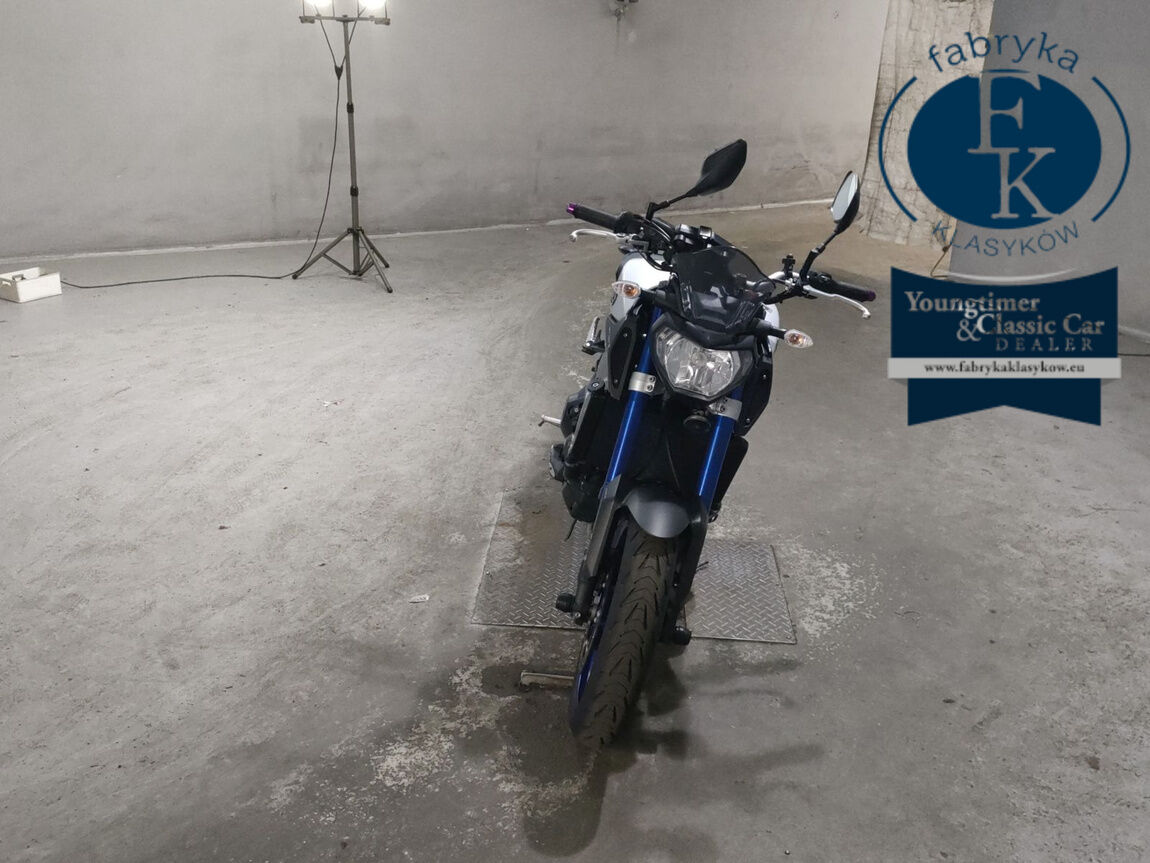 YAMAHA MT-09 2015 - zdjęcie 4