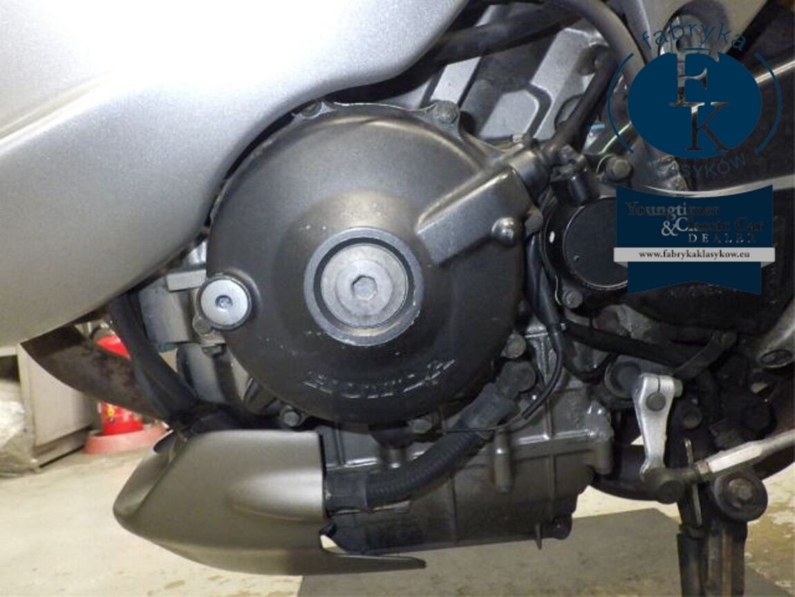 HONDA VTR1000F 1999 - zdjęcie 10