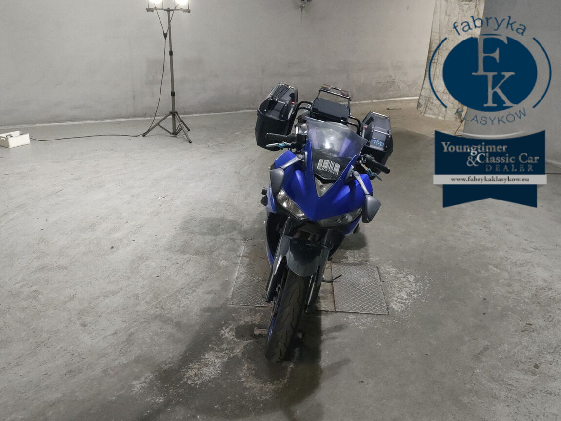 YAMAHA YZF-R25  - zdjęcie 4