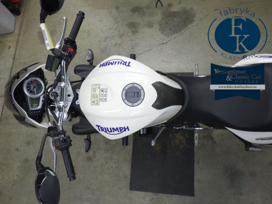 TRIUMPH STREET TRIPLE 2010 - zdjęcie 32