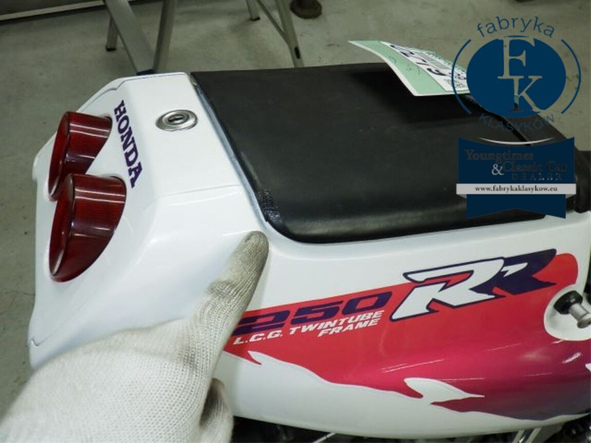HONDA CBR250RR - zdjęcie 19