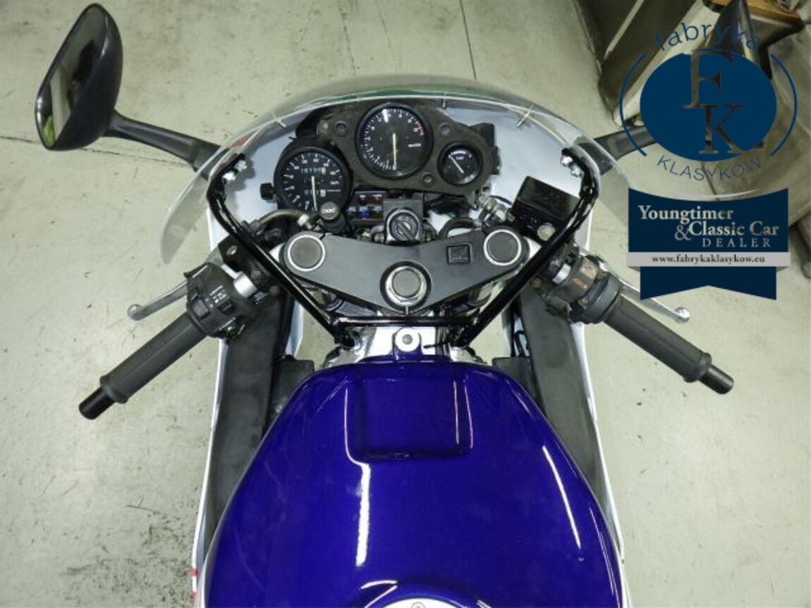 HONDA CBR250RR - zdjęcie 24