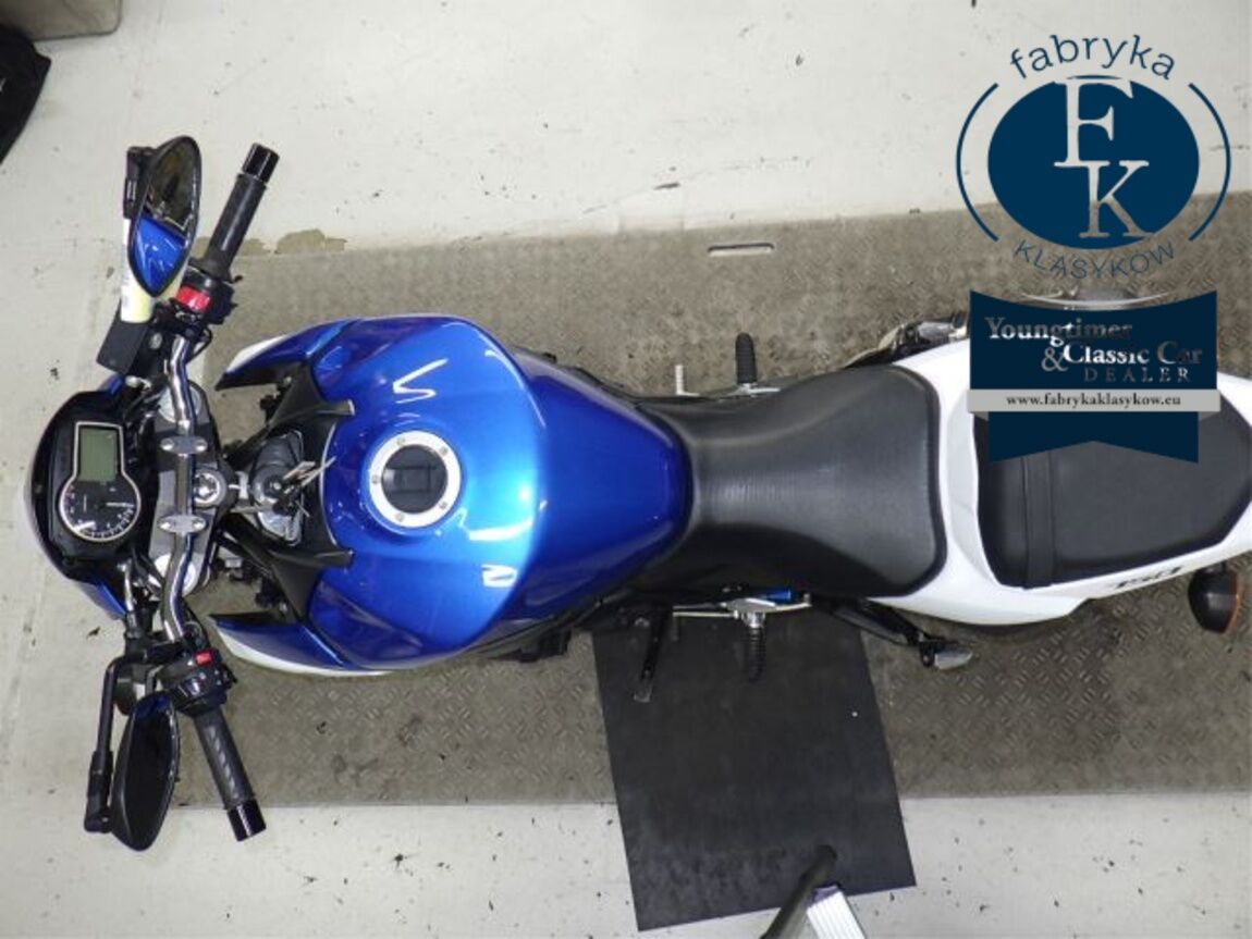 SUZUKI GSR750A 2013 - zdjęcie 34