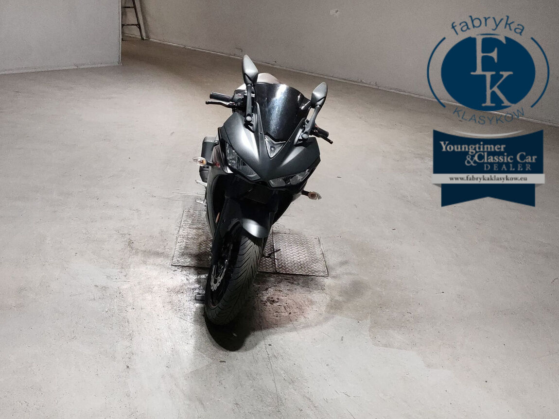 YAMAHA YZF-R25  - zdjęcie 4