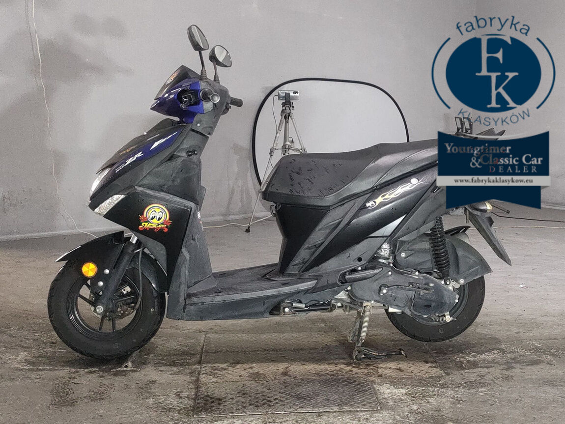 YAMAHA CYGNUS RAY ZR  - zdjęcie 3