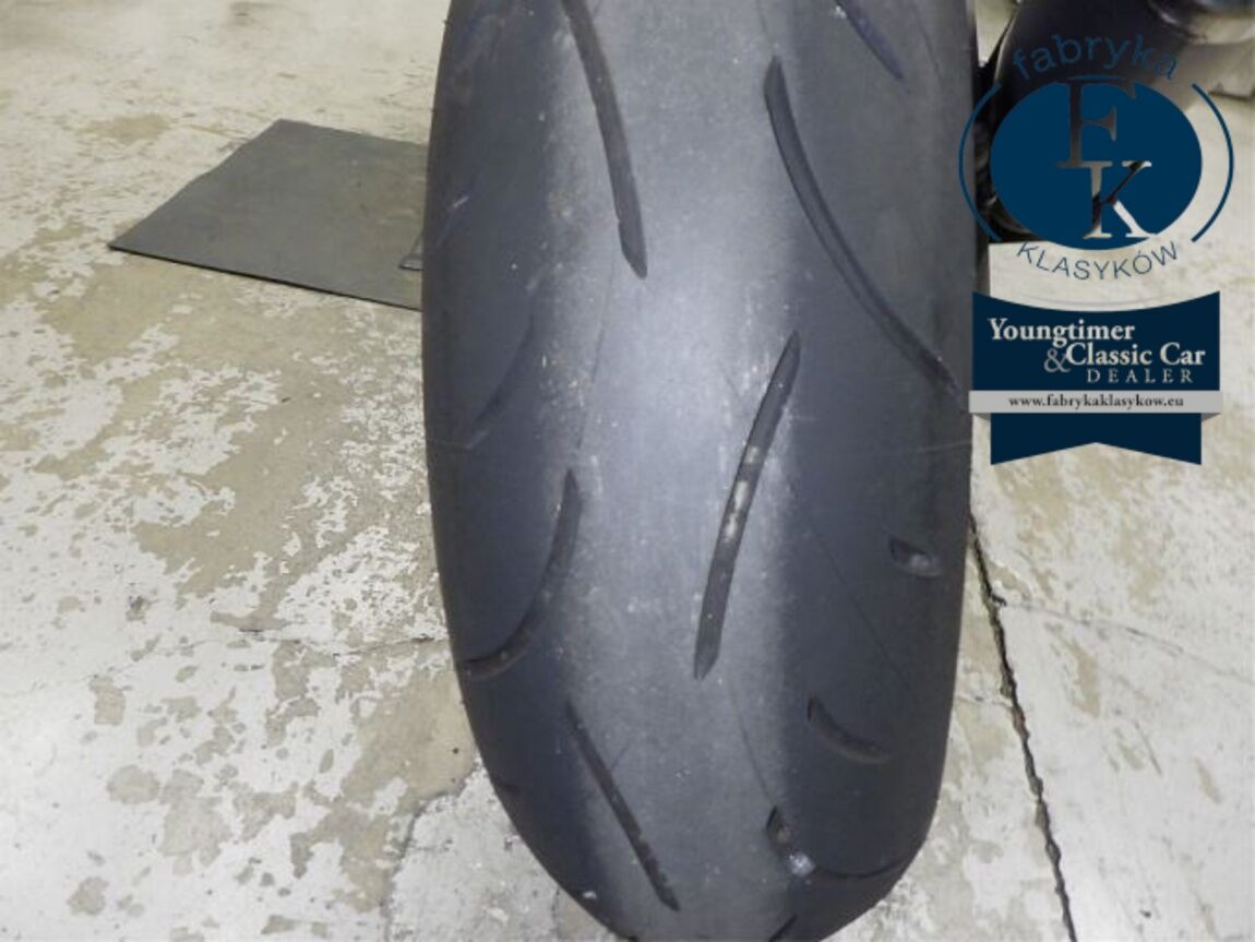 SUZUKI GSX-R750 2014 - zdjęcie 27