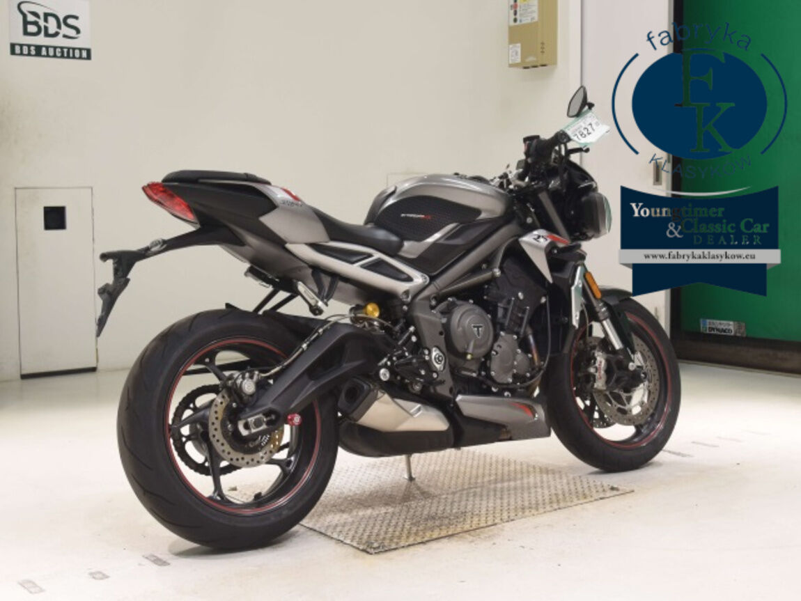 TRIUMPH STREET TRIPLE R 2020 - zdjęcie 6