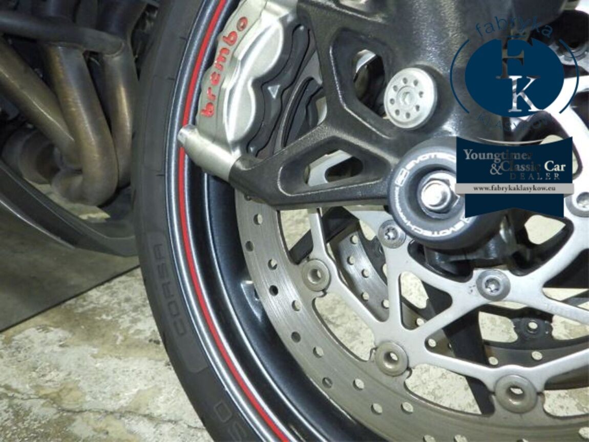 TRIUMPH STREET TRIPLE R 2020 - zdjęcie 23