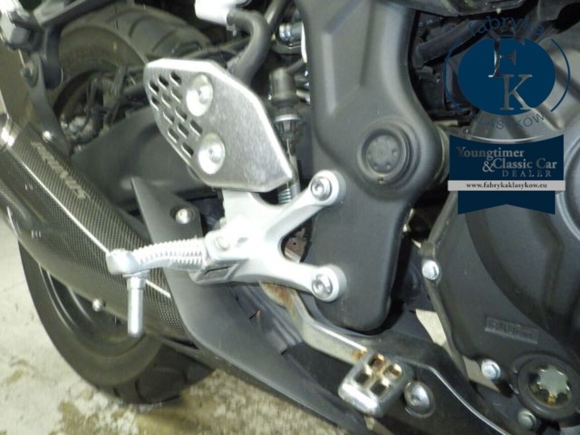 YAMAHA YZF-R25A  - zdjęcie 30