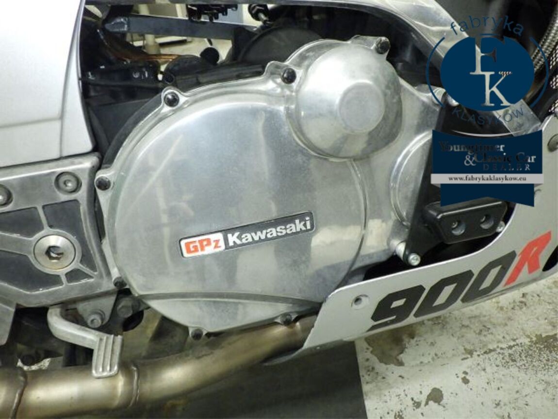 KAWASAKI GPZ900R 1987 - zdjęcie 11