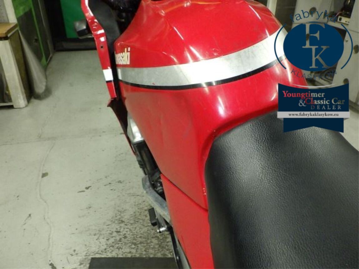 KAWASAKI GPZ900R 1987 - zdjęcie 20