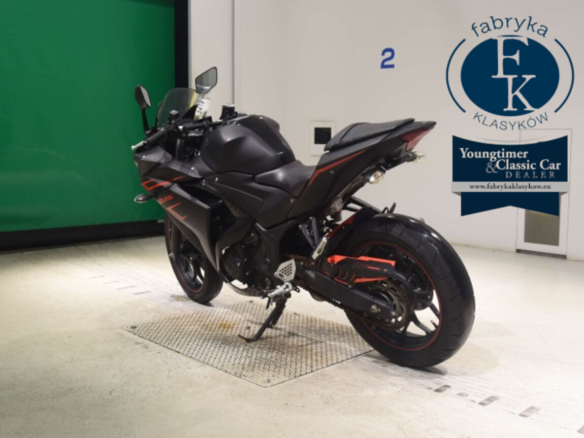 YAMAHA YZF-R25A - zdjęcie 7