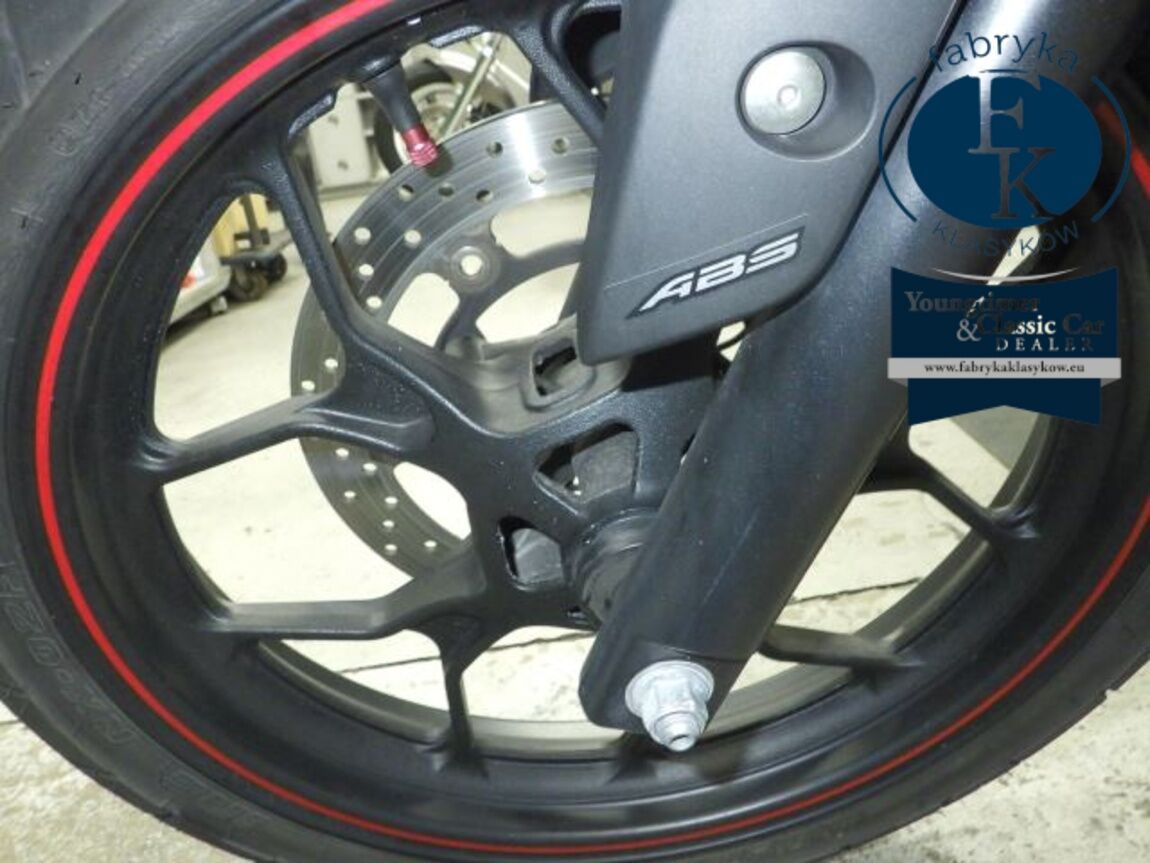 YAMAHA YZF-R25A - zdjęcie 22