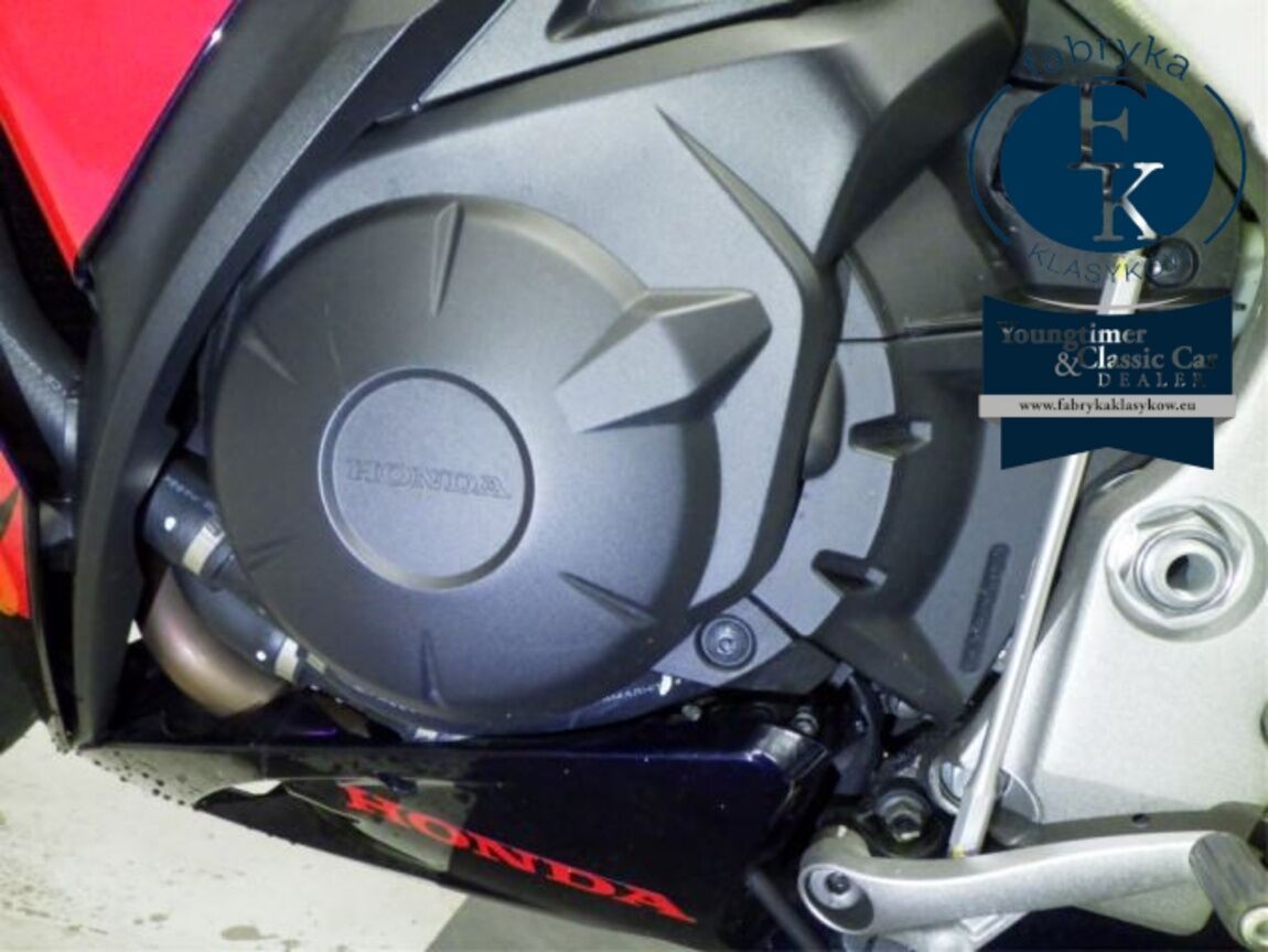 HONDA CBR1000RR 2013 - zdjęcie 9