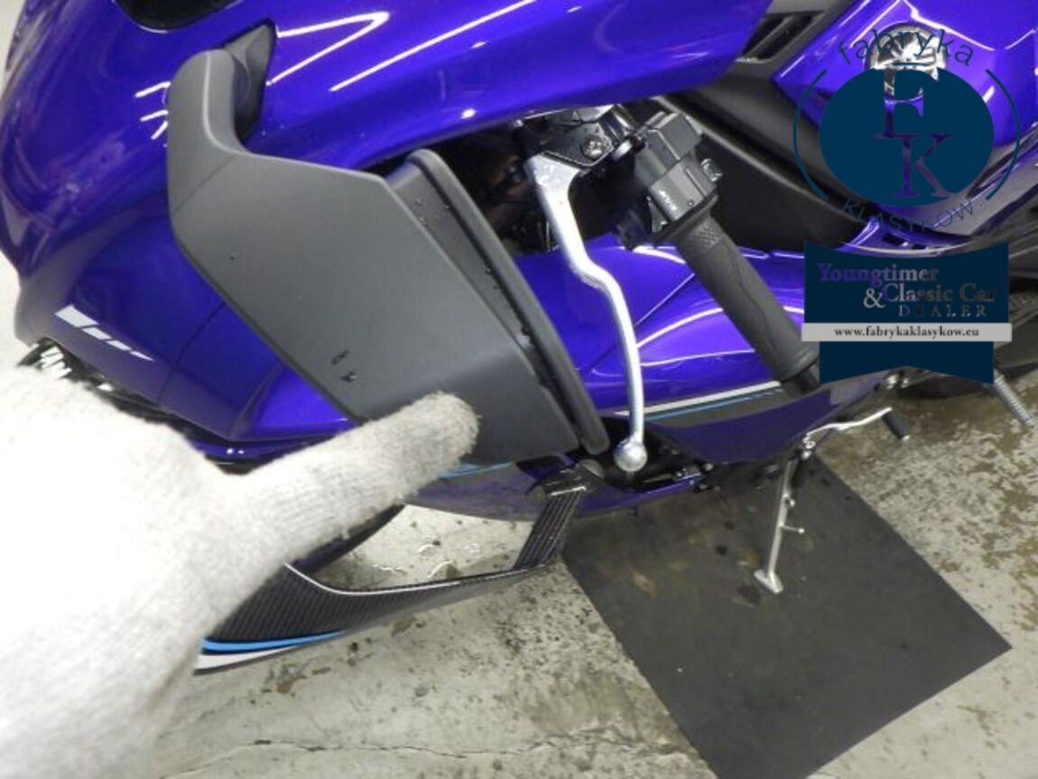 YAMAHA YZF-R1 2025 - zdjęcie 16