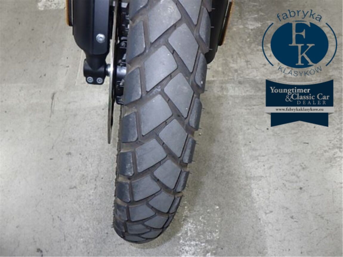 TRIUMPH SCRAMBLER 1200XE 2025 - zdjęcie 24