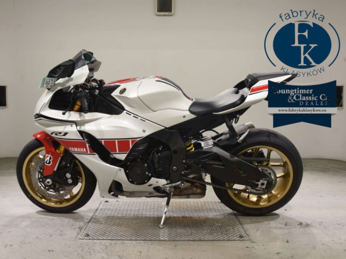 YAMAHA YZF-R1 2022 - zdjęcie 3