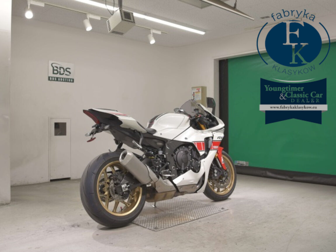 YAMAHA YZF-R1 2022 - zdjęcie 6
