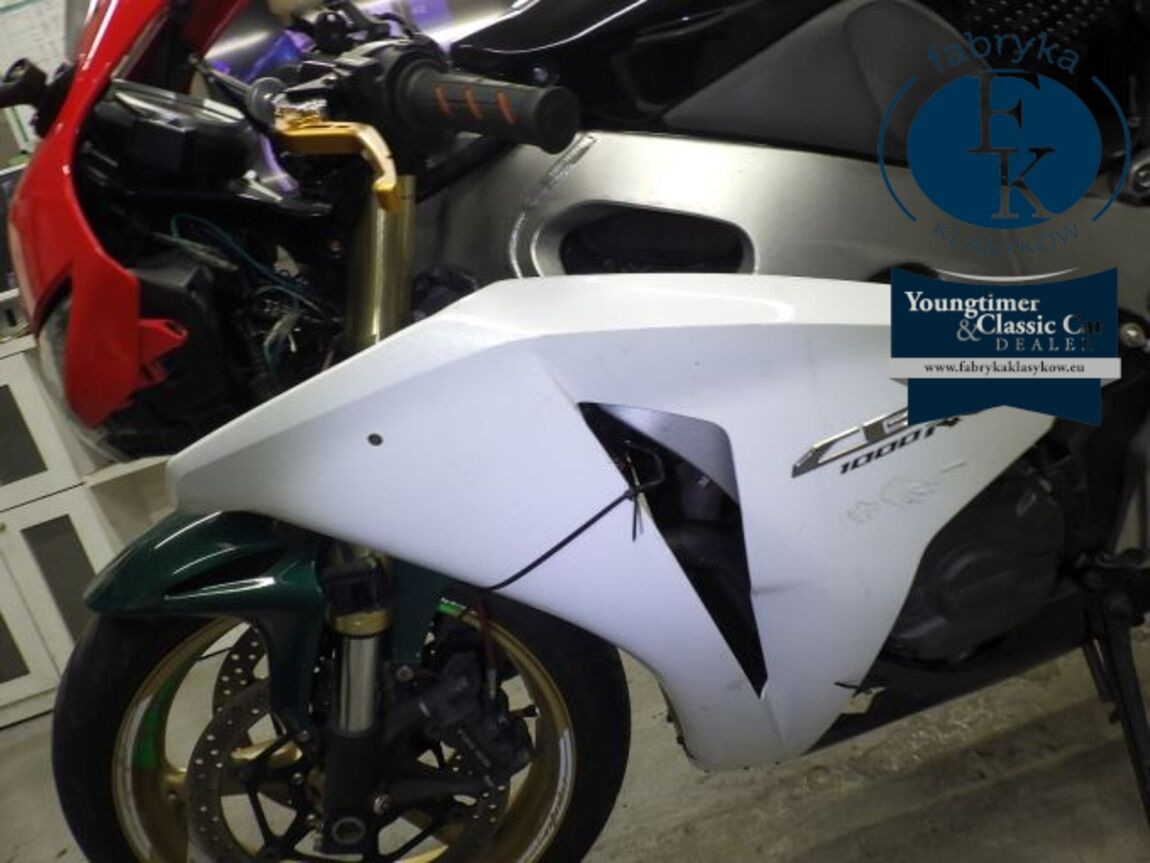 HONDA CBR1000RR 2009 - zdjęcie 18