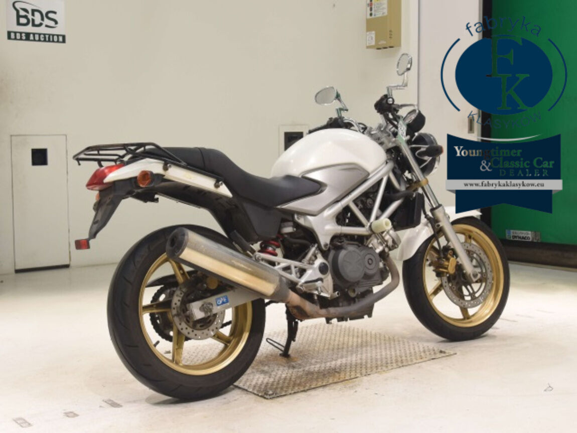 HONDA VTR250  - zdjęcie 6
