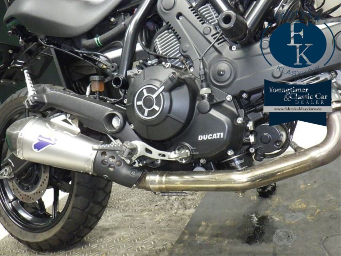 DUCATI SCRAMBLER SIXTY2 2016 - zdjęcie 16