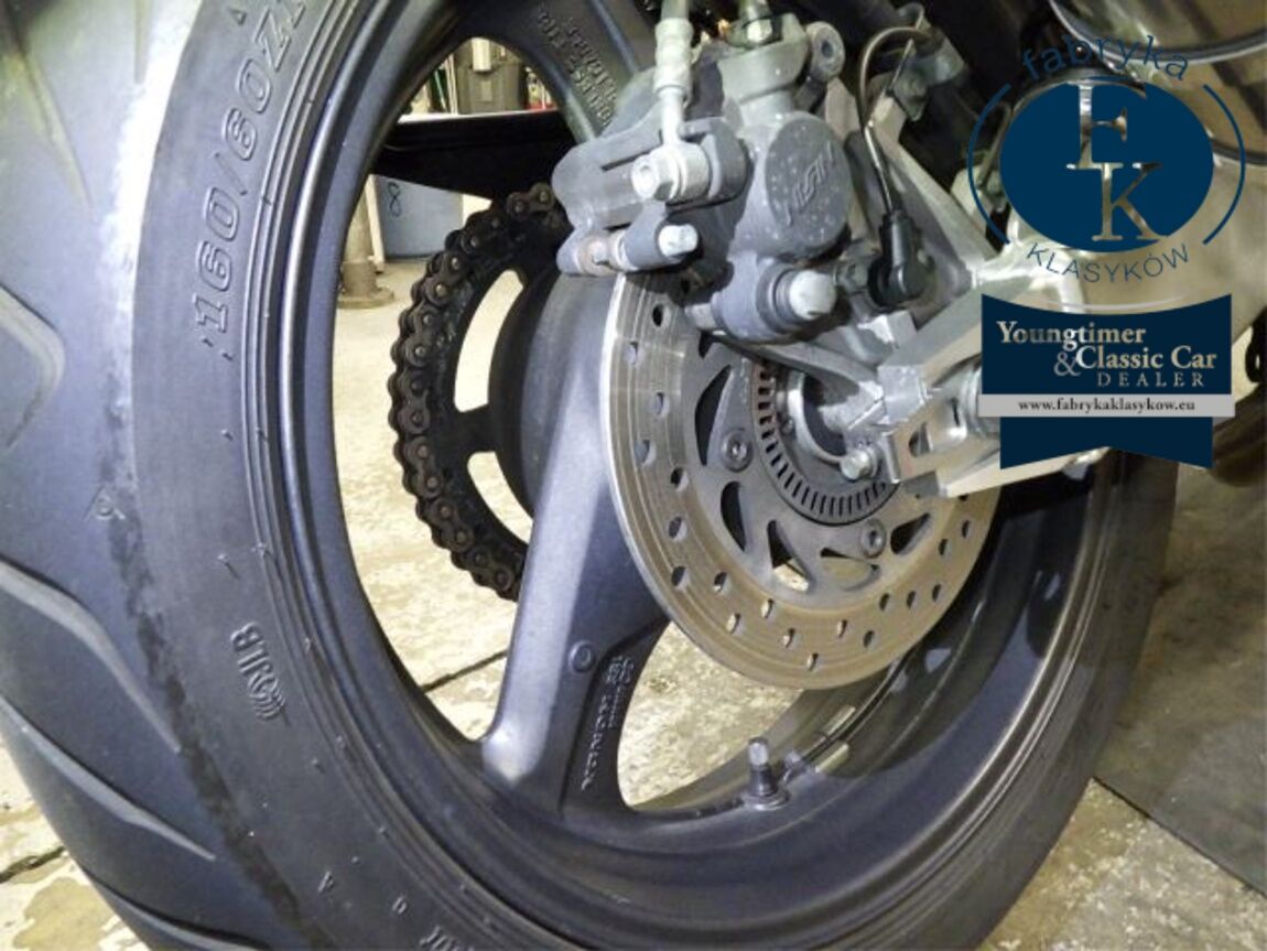 HONDA CB400SFV-4 BOLDORABS 2010 - zdjęcie 25