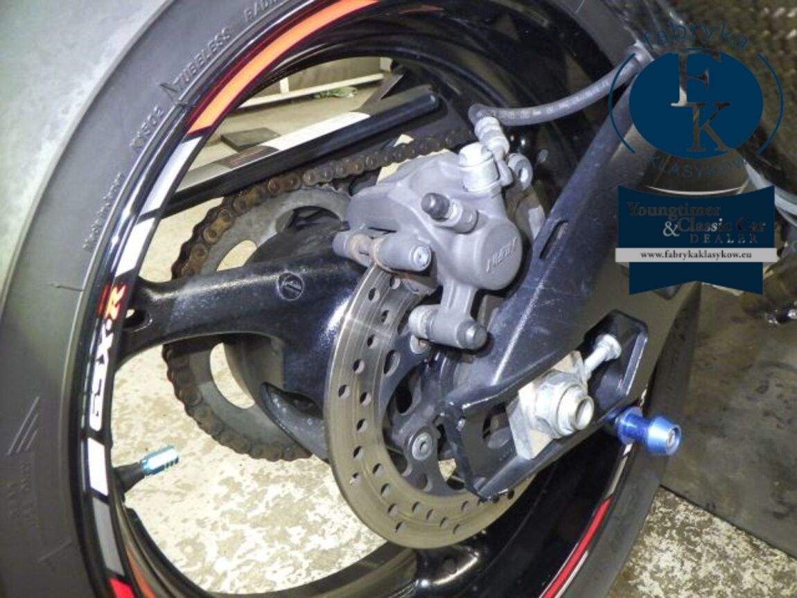 SUZUKI GSX-R750 2016 - zdjęcie 28