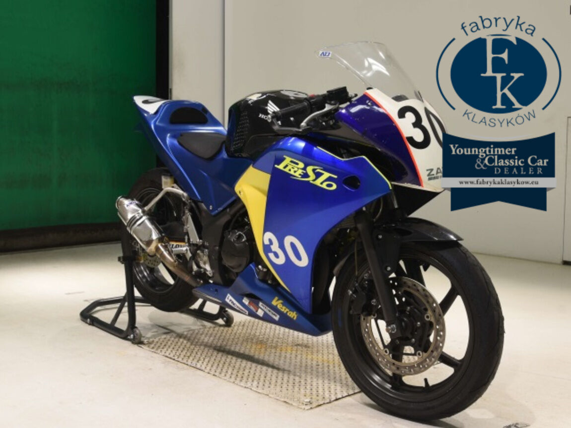 HONDA CBR250R  - zdjęcie 4