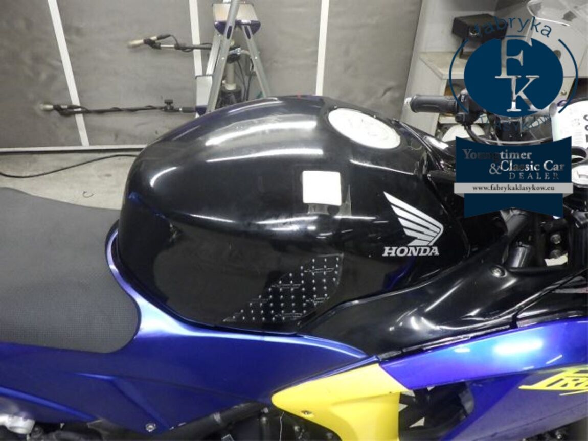 HONDA CBR250R  - zdjęcie 19