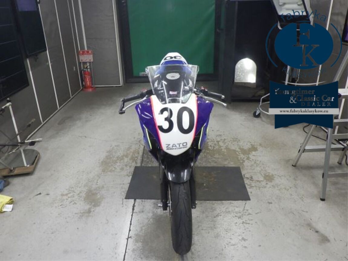 HONDA CBR250R  - zdjęcie 21