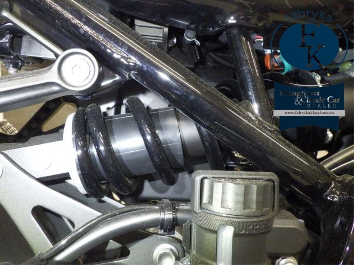 KAWASAKI Z900RS 2021 - zdjęcie 25