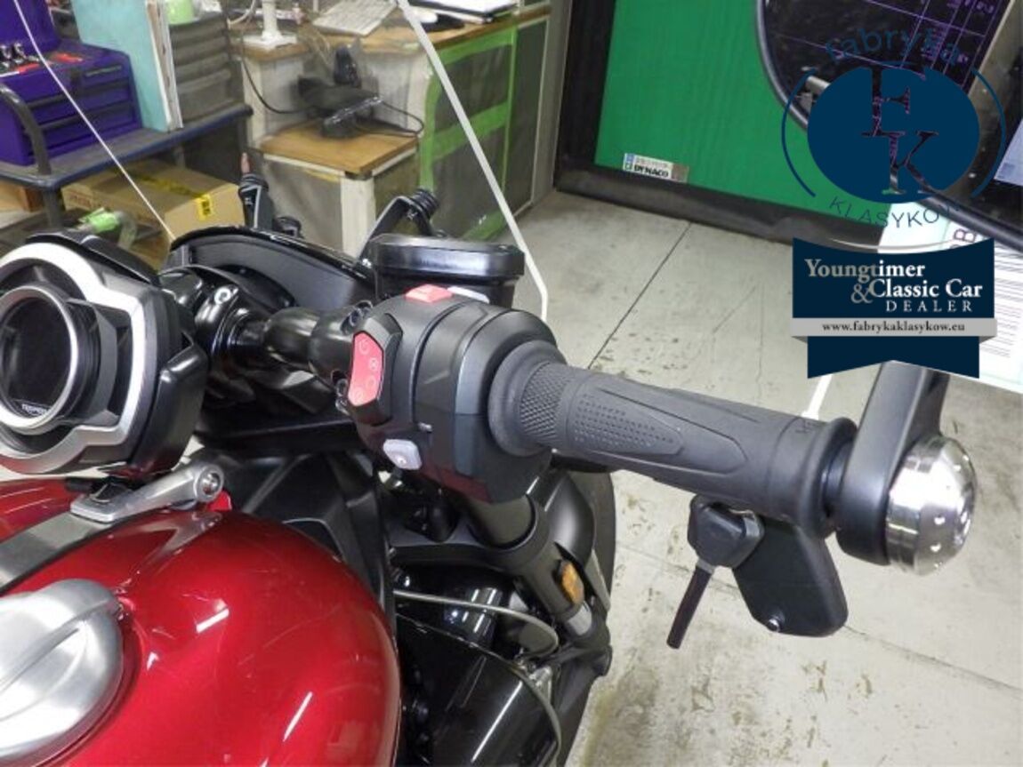 TRIUMPH ROCKET III STORM R 2025 - zdjęcie 23
