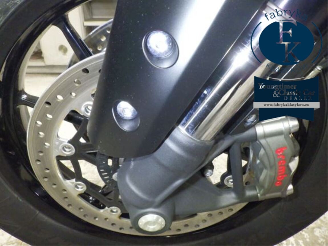 TRIUMPH ROCKET III STORM R 2025 - zdjęcie 24