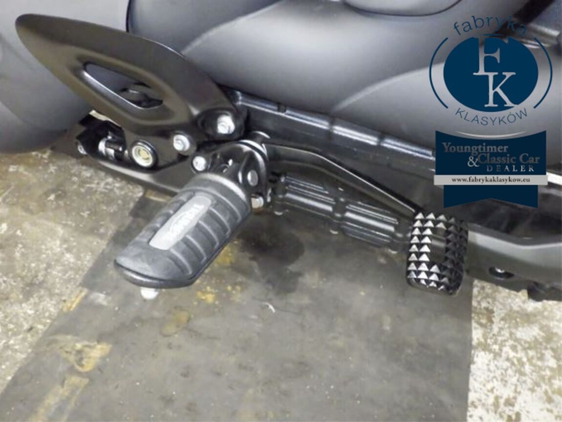 TRIUMPH ROCKET III STORM R 2025 - zdjęcie 31