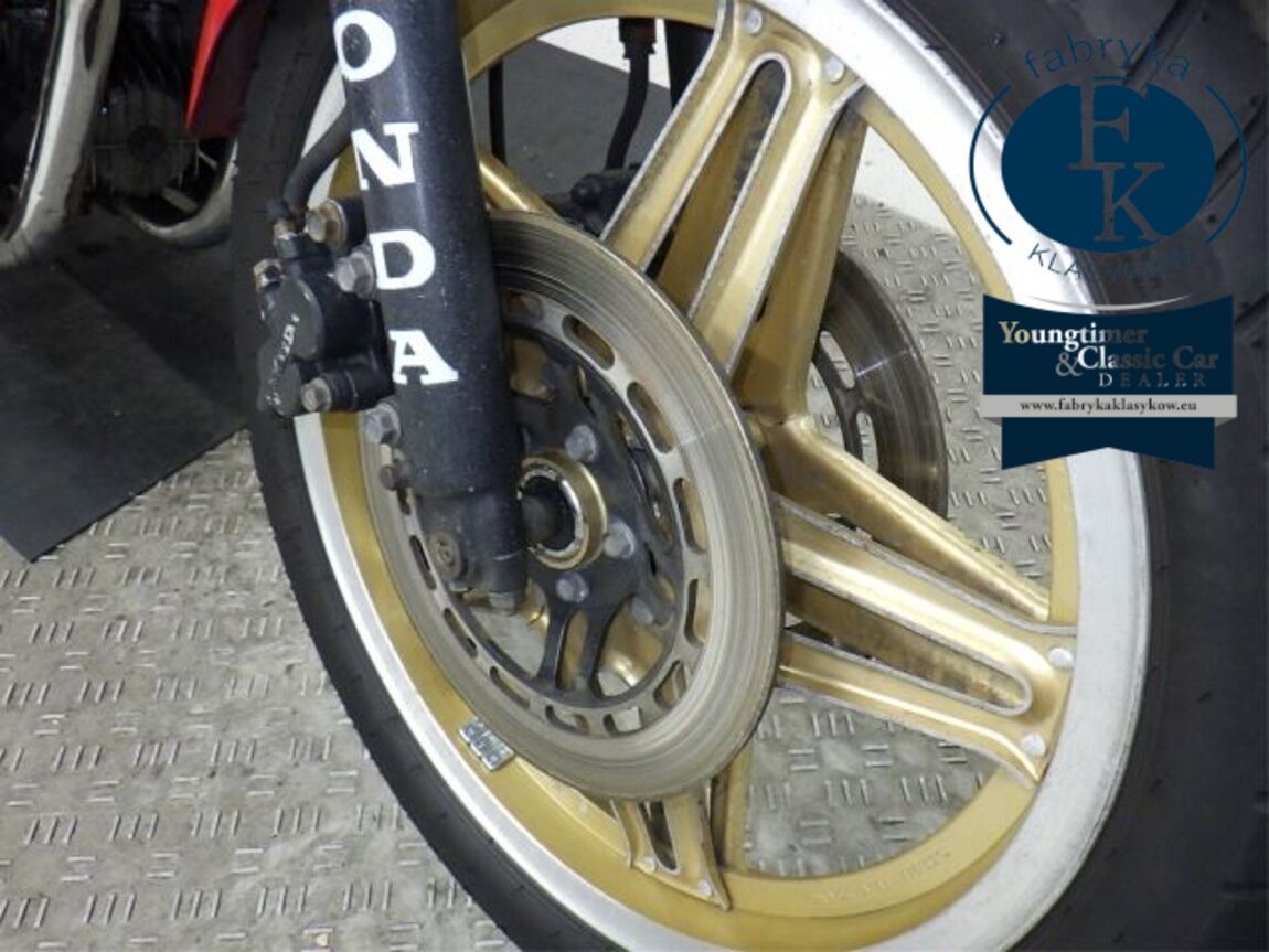 HONDA CB900F 2025 - zdjęcie 23