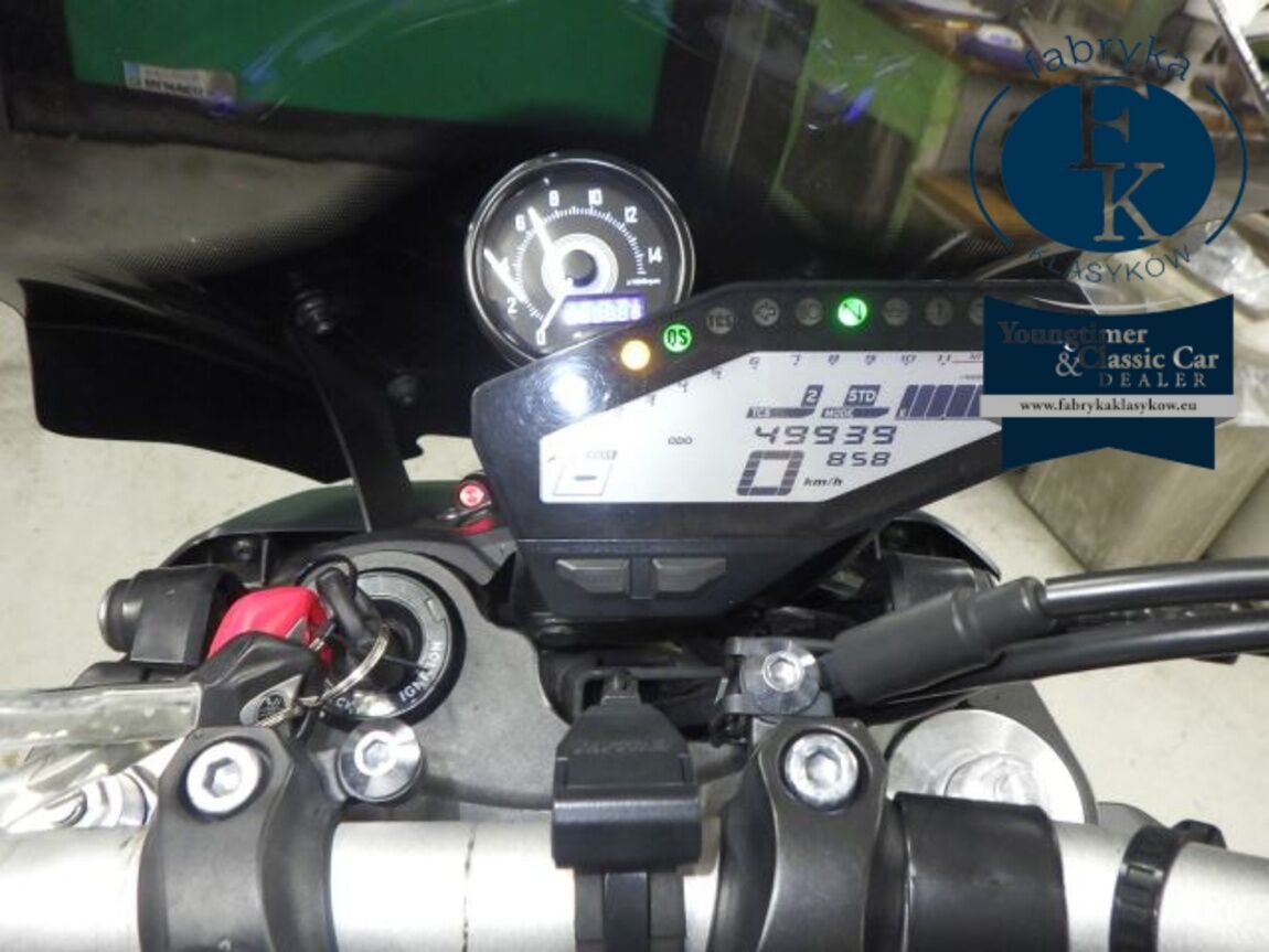 YAMAHA MT-09A 2017 - zdjęcie 14