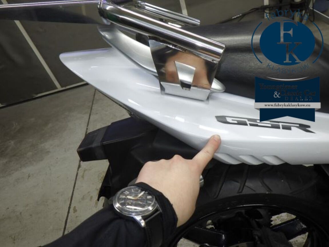 SUZUKI GSR250  - zdjęcie 18