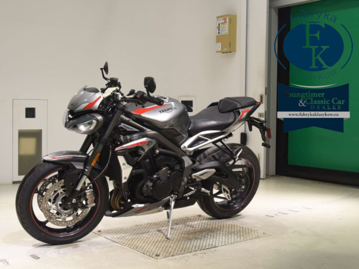 TRIUMPH STREET TRIPLE RS 2021 - zdjęcie 5