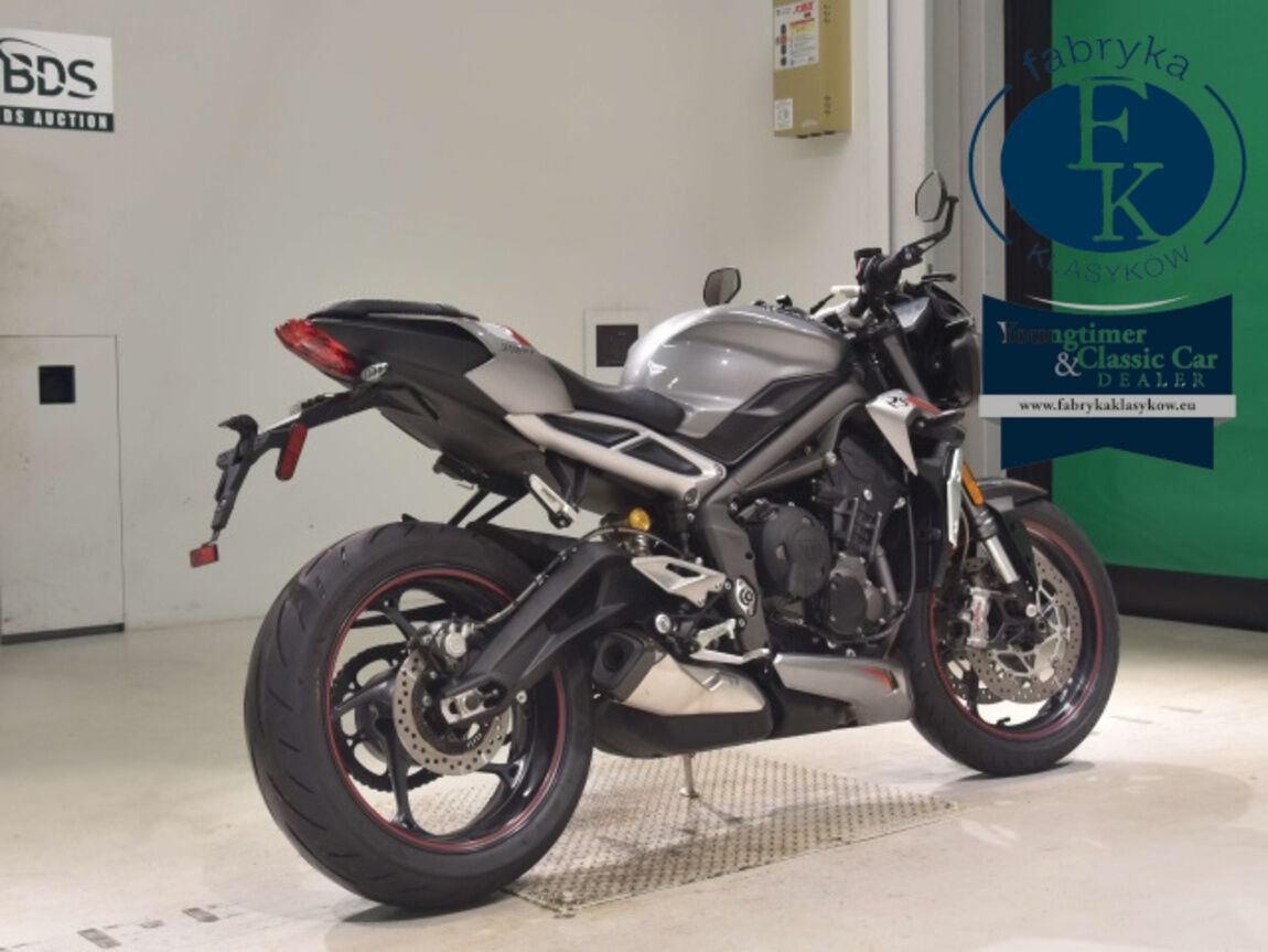 TRIUMPH STREET TRIPLE RS 2021 - zdjęcie 6