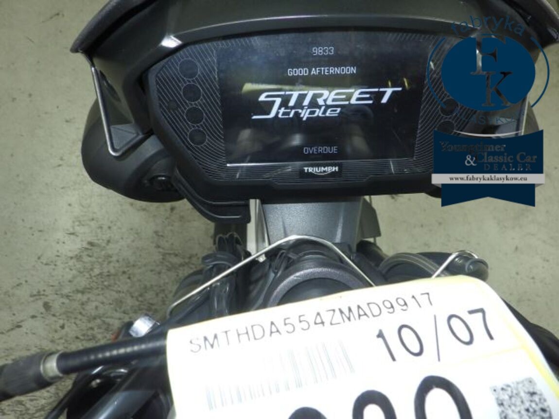 TRIUMPH STREET TRIPLE RS 2021 - zdjęcie 13