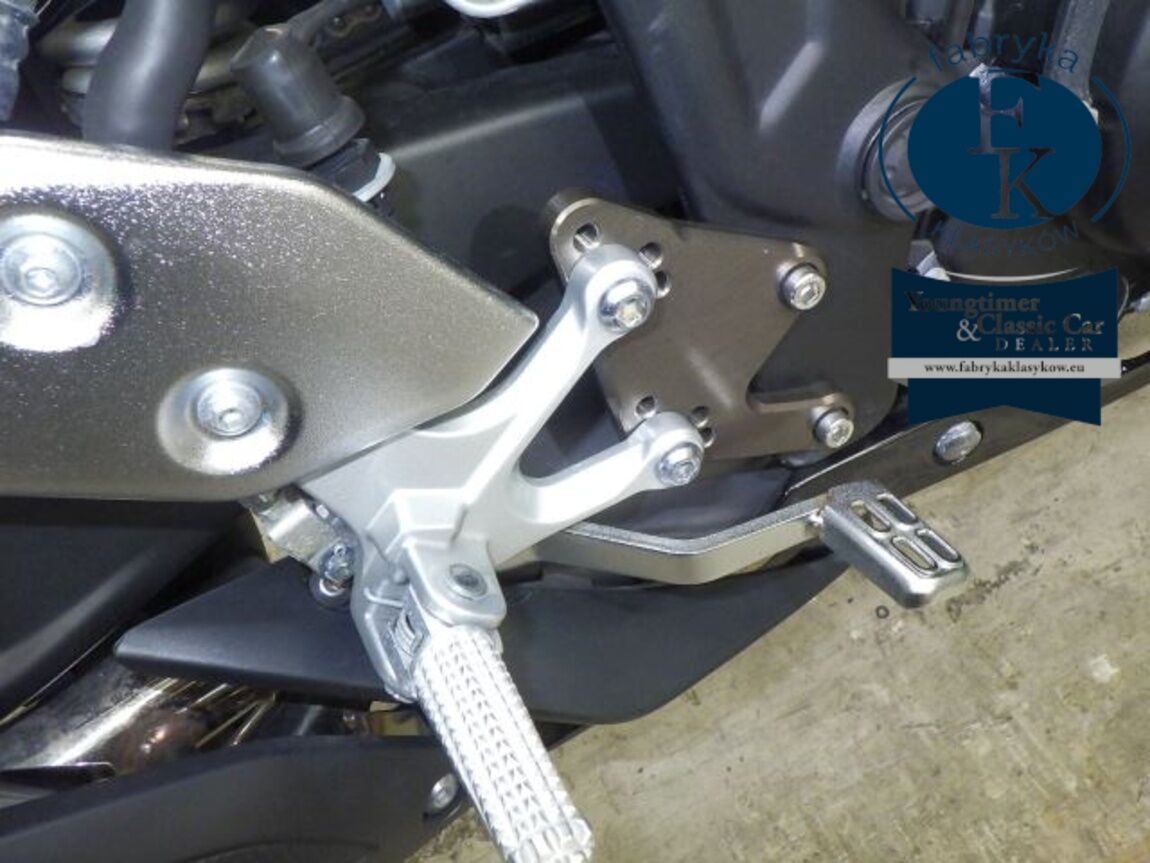 YAMAHA YZF-R3 2019 - zdjęcie 30