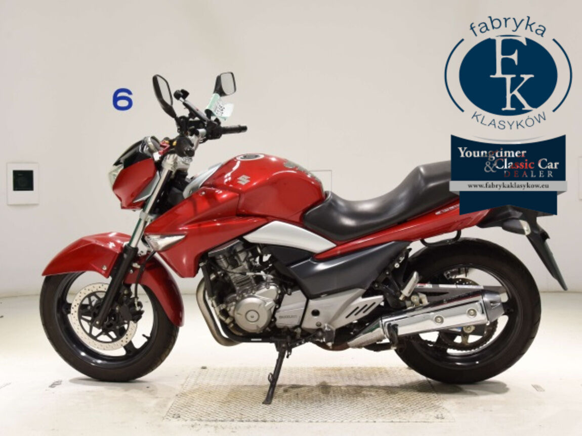 SUZUKI GSR250  - zdjęcie 3