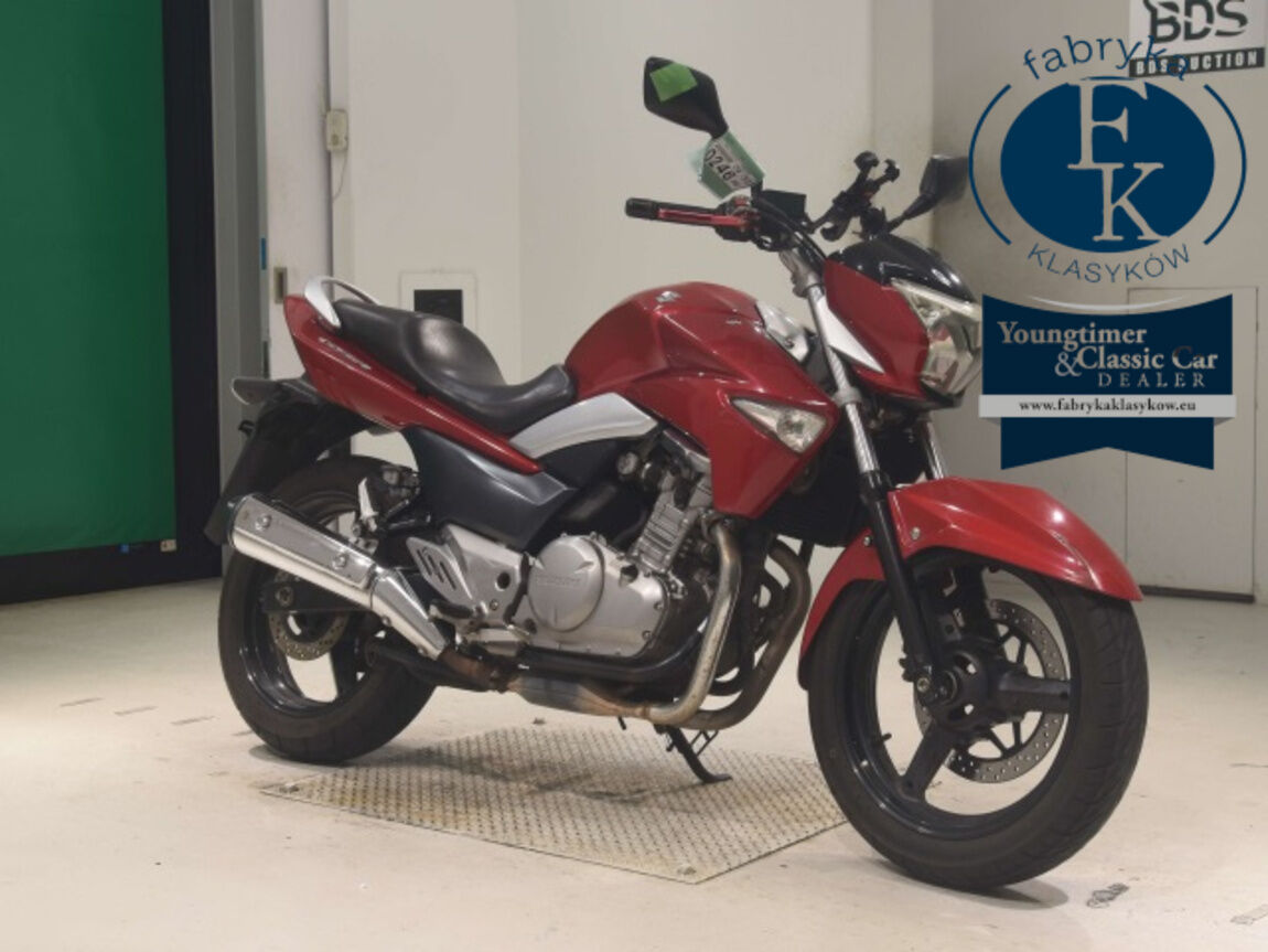 SUZUKI GSR250  - zdjęcie 4