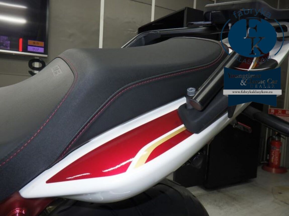 HONDA CB1300SF-3SP 2023 - zdjęcie 19